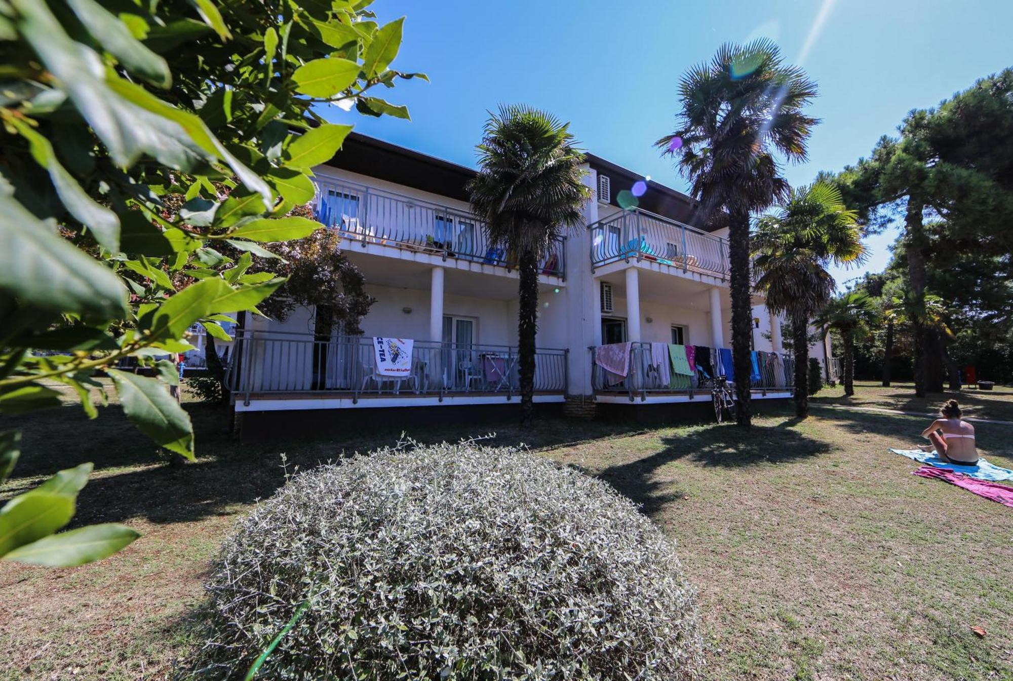 Ai Pini Medulin Resort Екстериор снимка