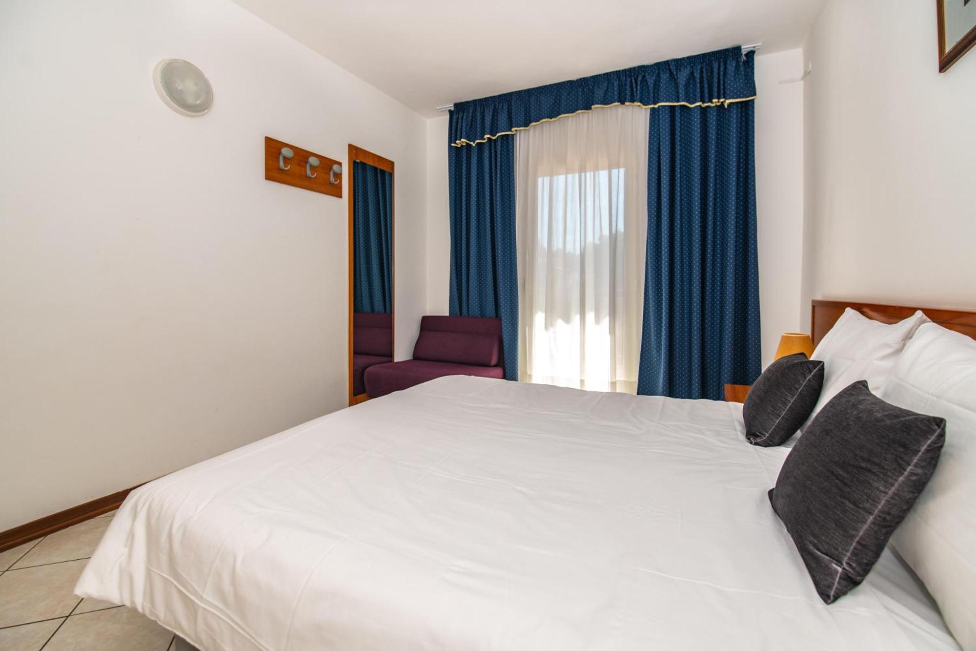 Ai Pini Medulin Resort Екстериор снимка