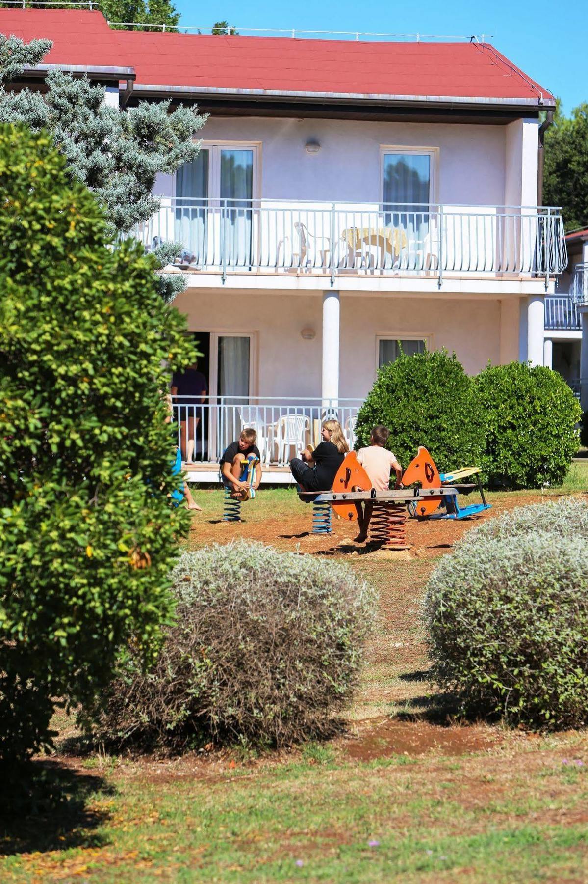 Ai Pini Medulin Resort Екстериор снимка
